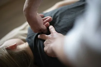 Thai dry stretch massage